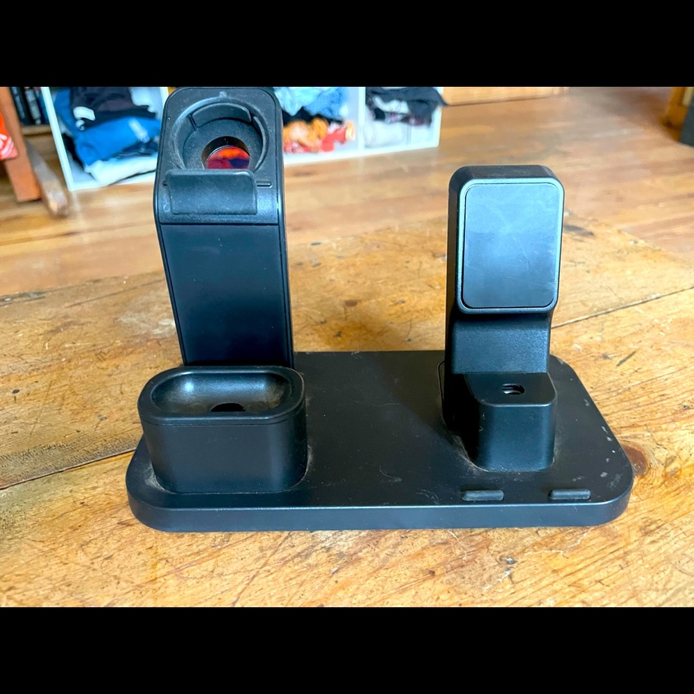 Apple Product Charging Station